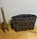 Petite pochette imprimée fleuri noir – 17 cm