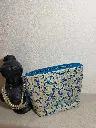 Pochette fleurs de cerisier bleue – Élégance et douceur