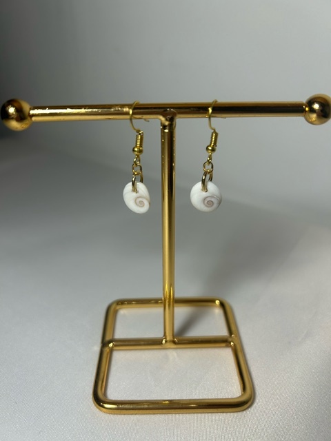 Boucles d'oreilles pendantes en plaqué or avec œil de Sainte Lucie ~3cm