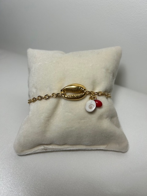 Bracelet chaîne plaqué or avec cauris doré, pendentif œil de Sainte Lucie et corail ~19cm