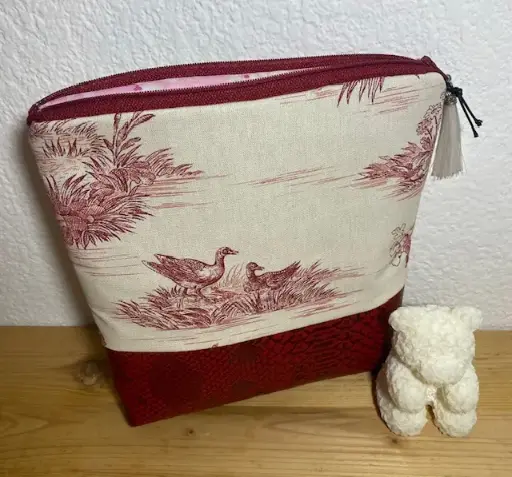 Pochette Toile de Jouy rouge et simili cuir – 19 cm